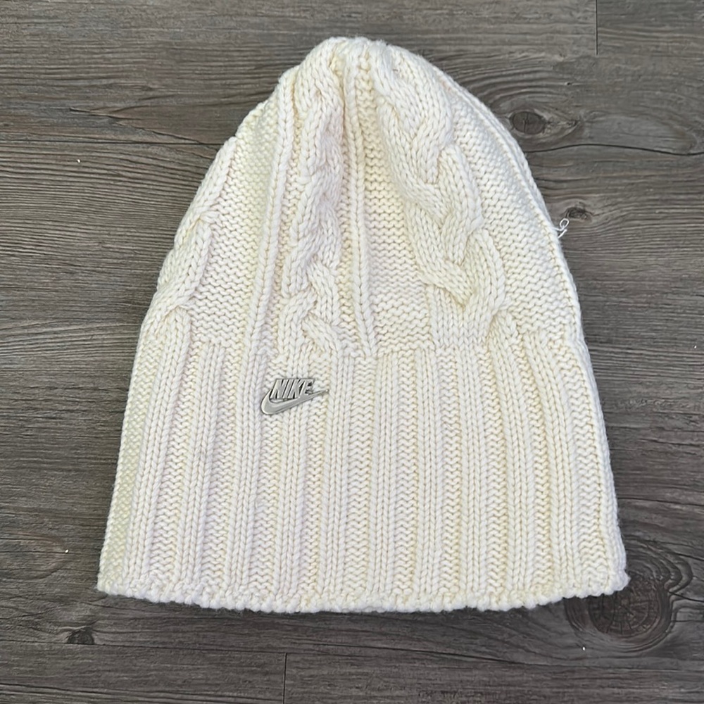 NIKE KNIT LINED OVERSIZED BEANIE